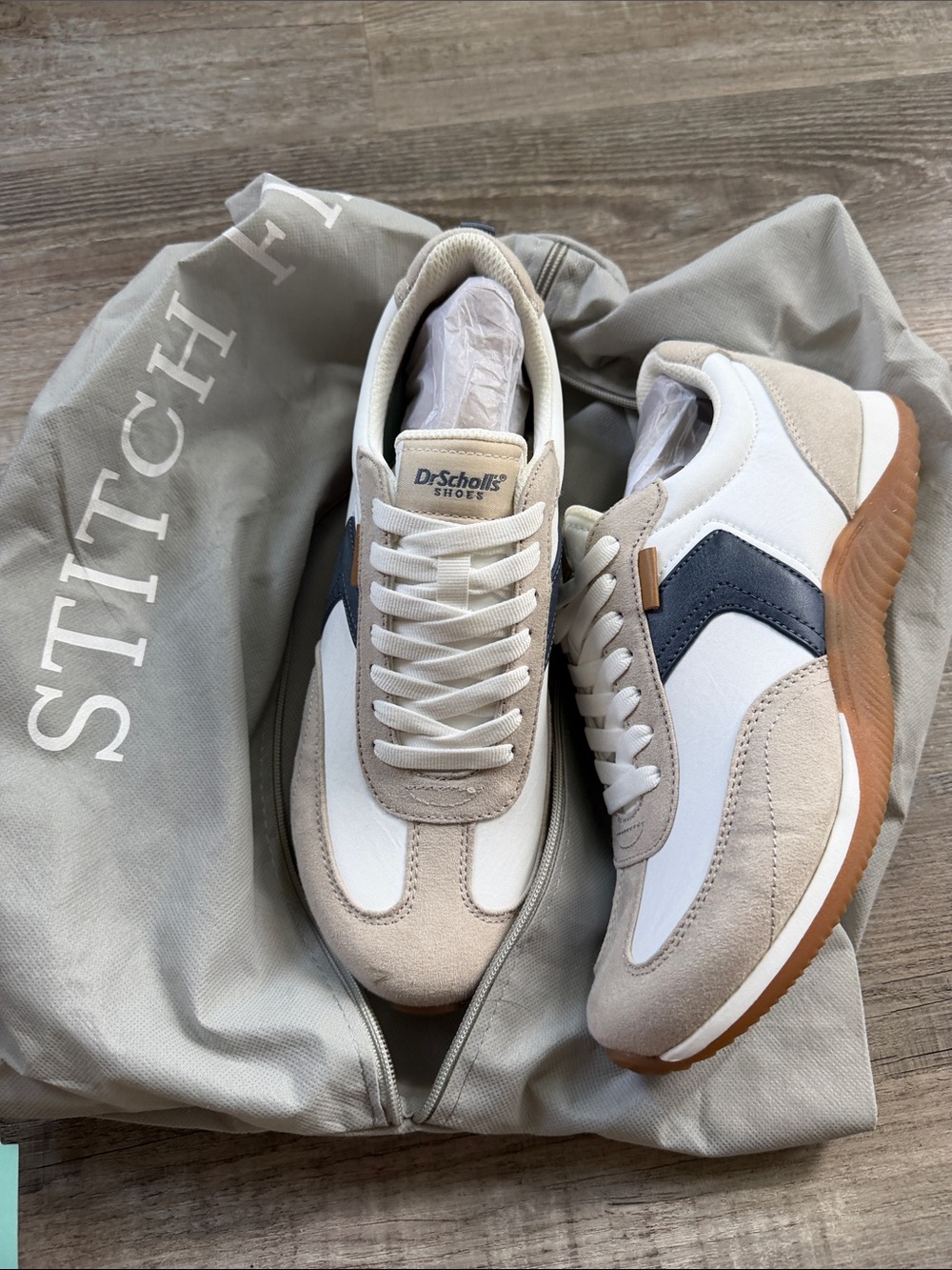 Dr. Scholl's | Beige White Navy Retro Runner Sneakers - Picture 4 of 8